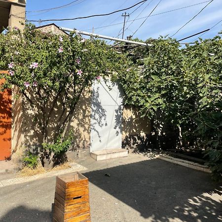 יירבאן Apartment In The City Center With The Garden מראה חיצוני תמונה
