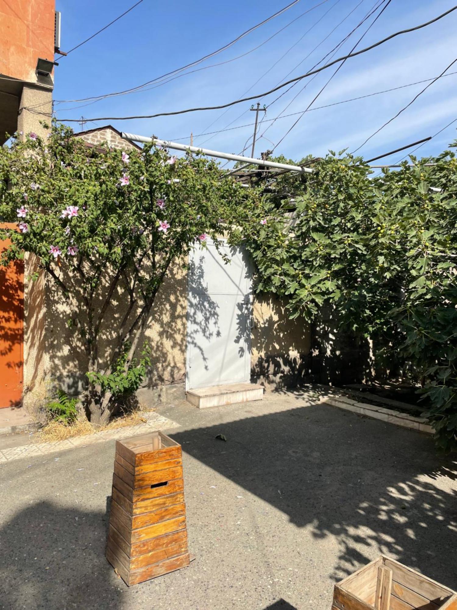 יירבאן Apartment In The City Center With The Garden מראה חיצוני תמונה